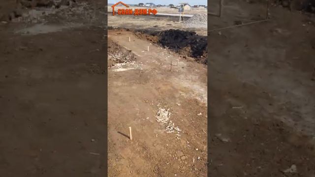 Грунт подпола осыпался под буронабивными сваями