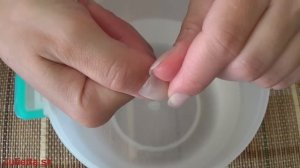 Как снять накладные ногти