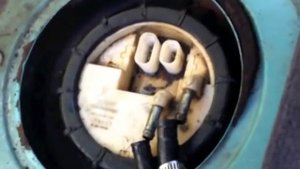 Nissan Micra K11 Fuel Pump Replacement