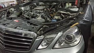 Mercedes 212 E300 шум поршневой группы. Задиры в цилиндрах