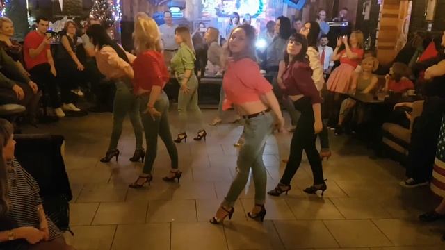 Kizomba Lady style. Кизомба Николаев смотреть онлайн