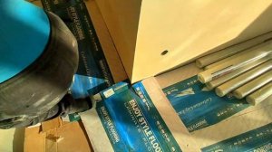 Установка  Напольного Плинтуса в Углах Полиуретанового (Легко и Быстро)