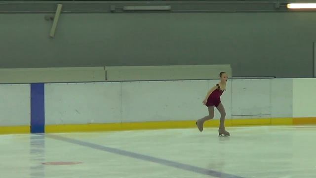 Открытые краевые соревнования по фигурному катанию на коньках Ледовый Дворец Айсберг смотреть онлайн