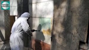 Очистка от старой краски фасада здания