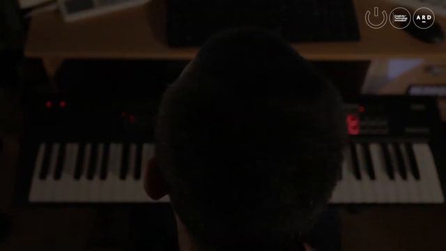 Korg Kross2 - Promo video смотреть онлайн