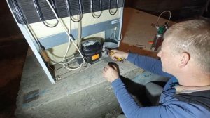 Холодильник на газу ?! Ремонт холодильника своими руками.