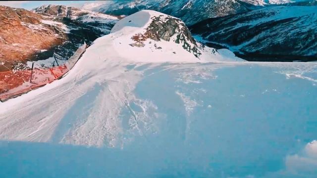 Saas Fee Skiing || Swiss Alps || SaaS Fee Switzerland || Saas Fee смотреть онлайн