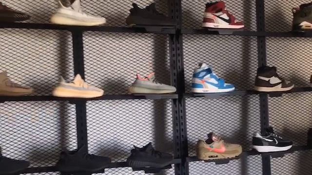 Скидки на кроссовки | Более 2000 моделей | SNEAKERSPORTS | Adidas, Nike, Reebok, Puma