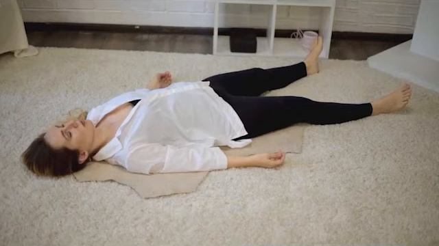Шивананда йога с Марией Бегзи. 4 блок - шавасана. смотреть онлайн