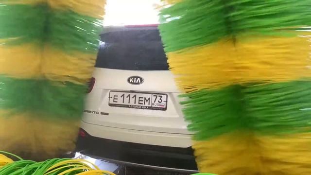 Белый KIA смотреть онлайн