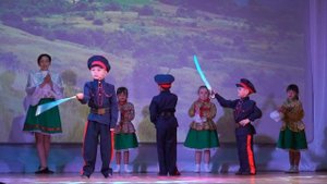 детский сад "Теремок", казачий танец