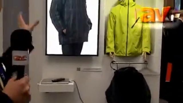 ISE 2013: NEC Highlights SpectraView Large Format Display смотреть онлайн