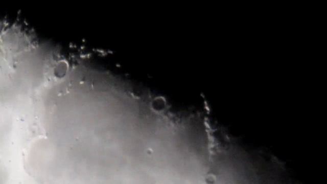 Paseo por la Luna con Telescopio B&Crown Matsukov Cassegrain de 90/1200 mm y camara Canon A220 смотреть онлайн