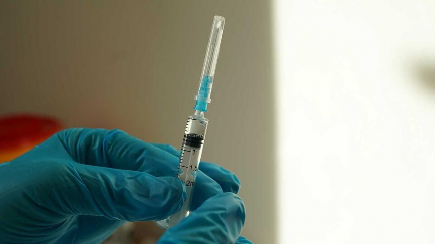 В регионы России поставят более миллиона вакцин от кори до конца апреля