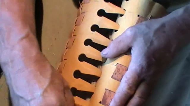 Мастер класс по Бересте Алексея Шутько   Плетённый ТУЕС "Сколотень" смотреть онлайн