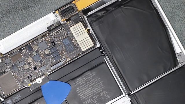 MacBook 2017 12.2 A1534 バッテリー電池交換分解やり方 смотреть онлайн