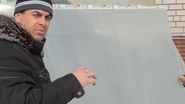 Укладывание поликарбоната на теплицу