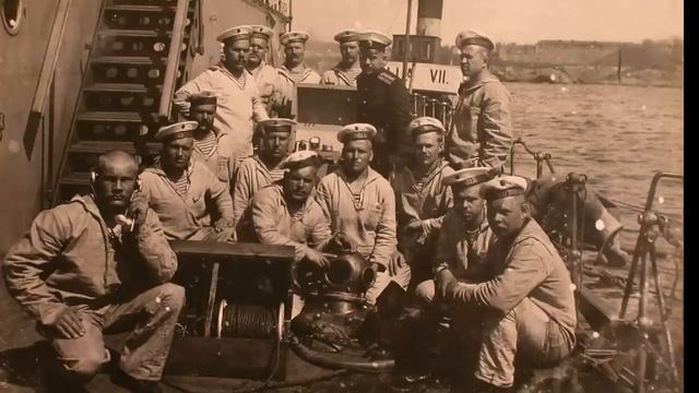 Для чего моряки носят воротник Гюйс и почему на нём именно три полоски?! Интересные факты. смотреть онлайн