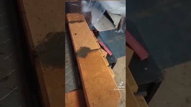 Футеровка стоит, плита лежит. смотреть онлайн