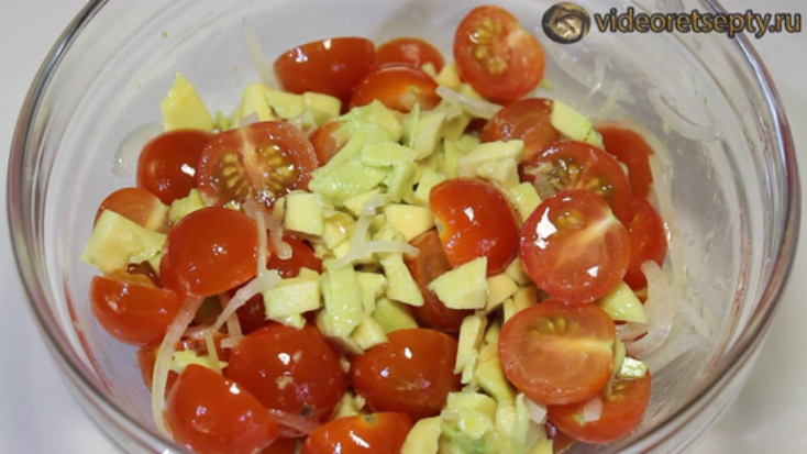 Салат помидоры с авокадо - Salad tomatoes with avocado