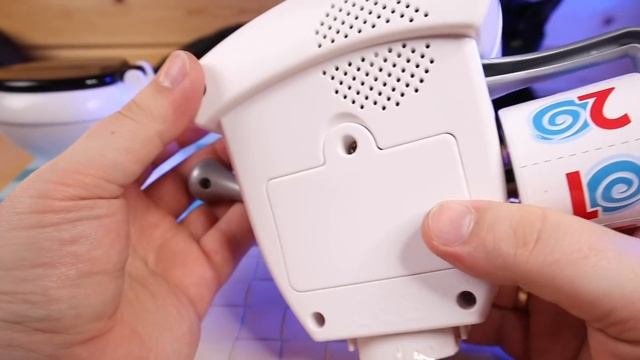 Туалет Брызнает ВАМ В ЛИЦО Безумные игрушки смотреть онлайн