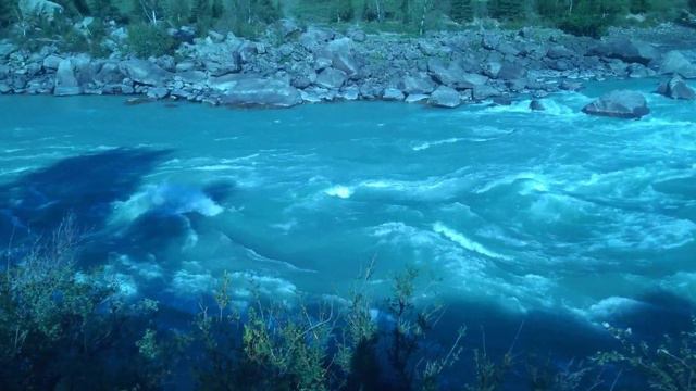 Горный Алтай 2022. Ильгуменские пороги на р. Катунь. Сила воды.