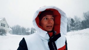 ЗИМА В КАНАДЕ. Снежный шторм. Сколько снега в Канаде?