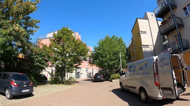 🇩🇪 Германия 2023 🙄 Смысл ГДР ☕ ОН, ОНА, ОНО – Café 🏘️ Erfurt Daberstedt – Andere Seite des Grabens