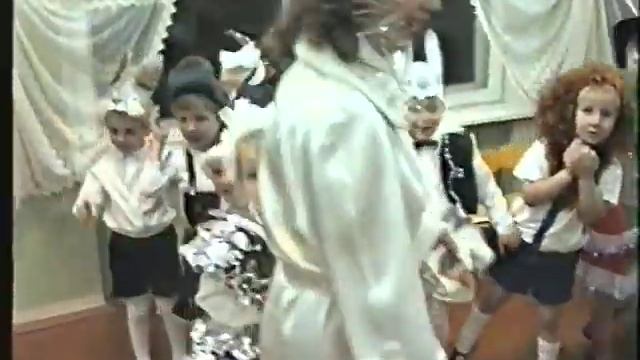 Новогодний УТРЕННИК из нашего ДЕТСТВА в 90-х!!! смотреть онлайн