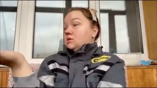 Варвара Щербакова - вышла на балкон покурить и... смотреть онлайн