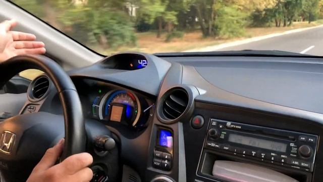 Honda Insight hybrid - обзор подтаксипойдет. смотреть онлайн