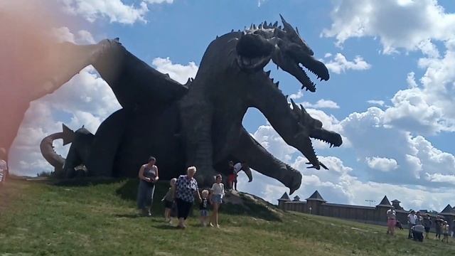 КУДЫКИНА ГОРА: Змей Горыныч, верблюды и квест | Липецкая область смотреть онлайн