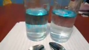 Видео опыт . Движение молекул .