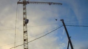 Стройка.Башенные краны КБ 515 и КБМ 401п.