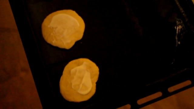 Как испечь мини пиццу или смаженку.