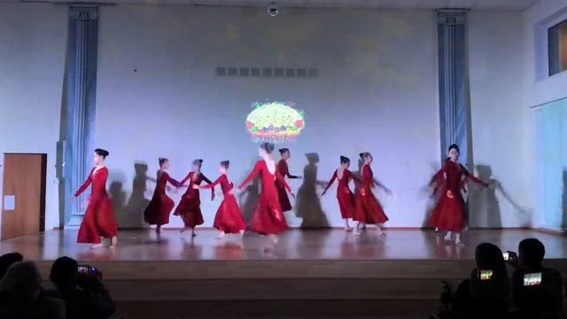 «Падают листья» - постановка Назаревской В.А. смотреть онлайн