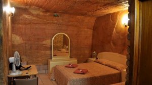 City where people live underground – Coober Pedy