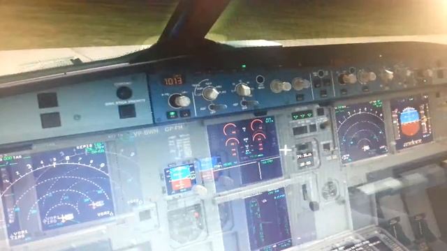 Первая часть. Полет на Airbus 320 UWUU-UWOO смотреть онлайн