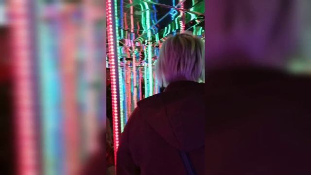 Зеркальный лабиринт на ВДНХ, музей оптических иллюзии!