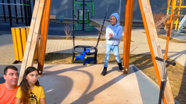 МАМА ДЛИННЫЕ НОГИ ДОГНАЛА МЕНЯ ? ХАГИ ВАГИ В РЕАЛЬНОЙ ЖИЗНИ Poppy Playtime Chapter 2 Валеришка смотреть онлайн