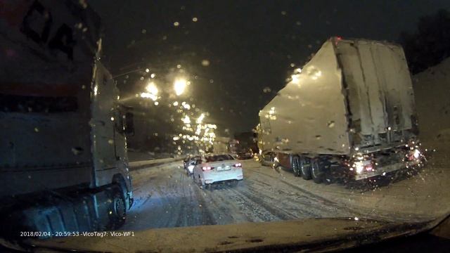 МКАД 04.02.2018 Анамальный снегопад смотреть онлайн