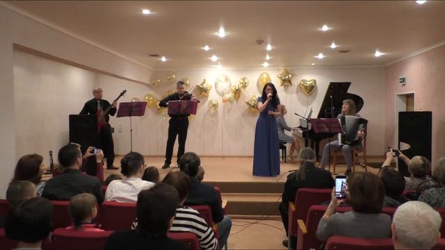 "Долина детства Златоуст", исполняет ансамбль преподавателей ДМШ №3 смотреть онлайн