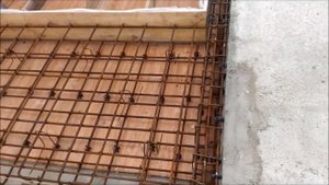 Цоколь из силикатного кирпича, армирование лестничного проёма