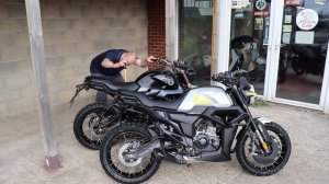 Zontes GK125 vs G1 Scrambler