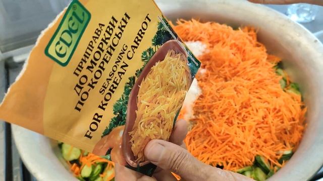 Огірки з морквою по-корейськи Салат на зиму (огурцы по-корейски) смотреть онлайн