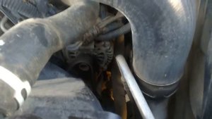 Сорвало шкив генератора Ниссан Навара