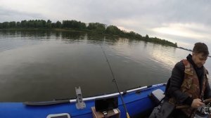 Обкатка лодочного мотора Tohatsu 18 по инструкции.
