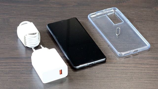 Мнение о Xiaomi 12Х: флагман на минималках? смотреть онлайн