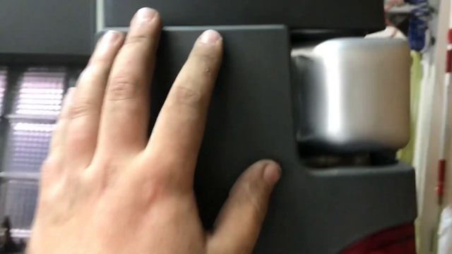 Трафик. Виваро. Как снять задний фонарь! смотреть онлайн