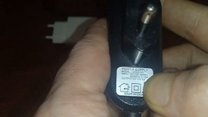 Можно заряжать другой зарядкой наши смартфоны